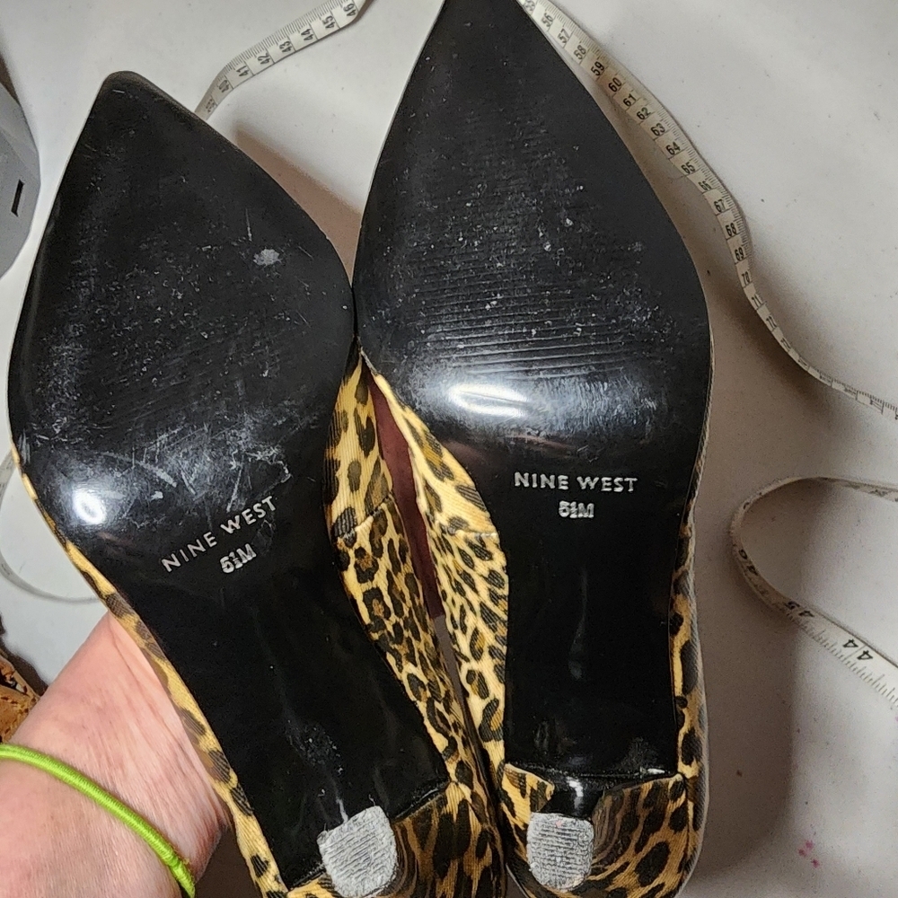 Leopard Print Stiletto Heels - Picture 4 of 5